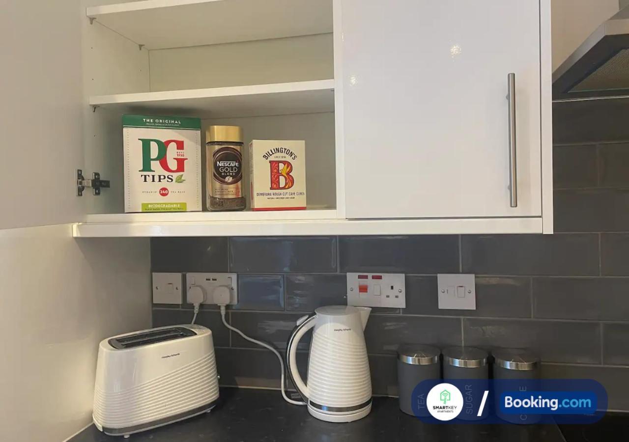 Apartment Modern 1 Bedroom Flat With Free Parking